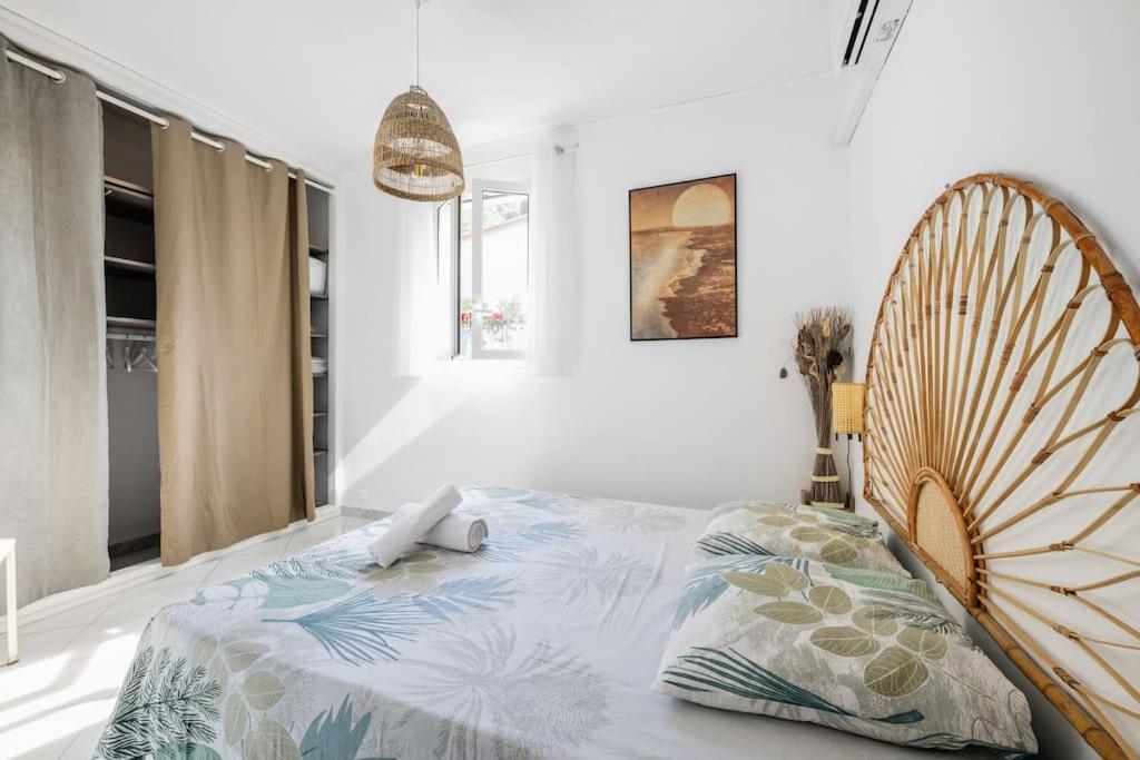La Villa Julia - Calme - Spacieux - Parking Prive - Climatisation Menton Bagian luar foto