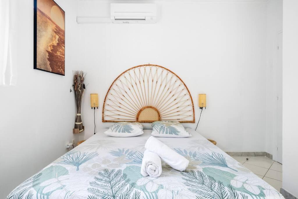 La Villa Julia - Calme - Spacieux - Parking Prive - Climatisation Menton Bagian luar foto