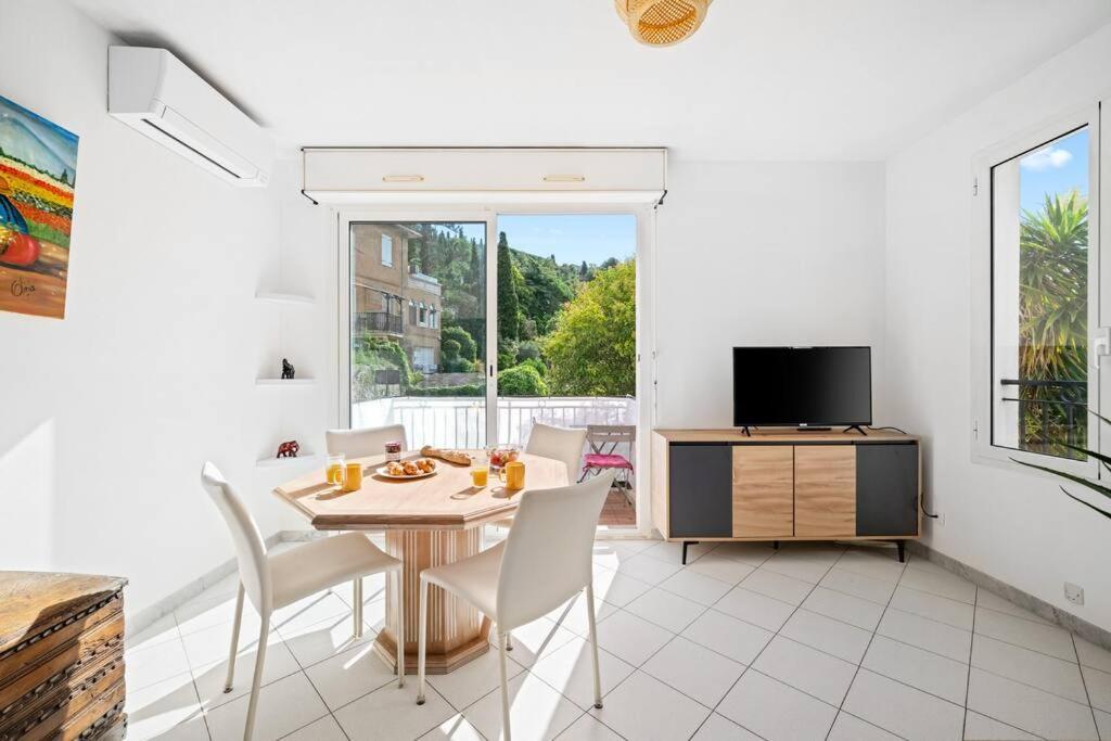 La Villa Julia - Calme - Spacieux - Parking Prive - Climatisation Menton Bagian luar foto