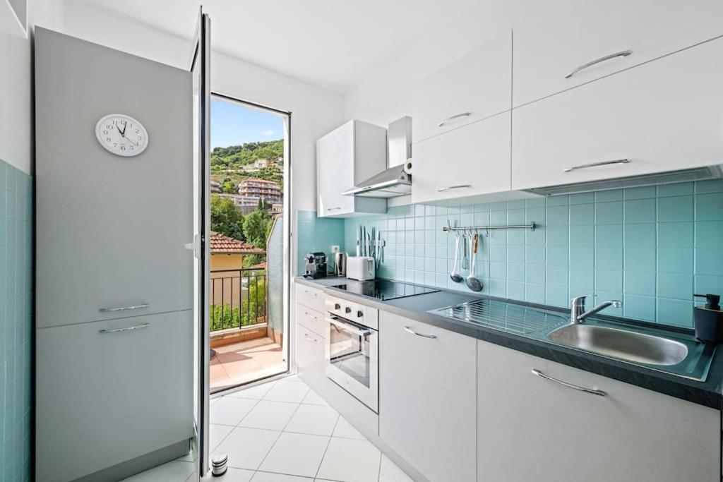 La Villa Julia - Calme - Spacieux - Parking Prive - Climatisation Menton Bagian luar foto