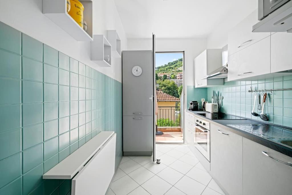 La Villa Julia - Calme - Spacieux - Parking Prive - Climatisation Menton Bagian luar foto